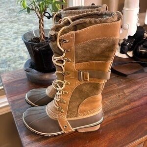 Sorel Women's Winter Boots in Brown and Gray